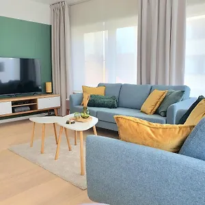 Skaai Five - Newly Renovated 2 Bedrooms , Oostende België
