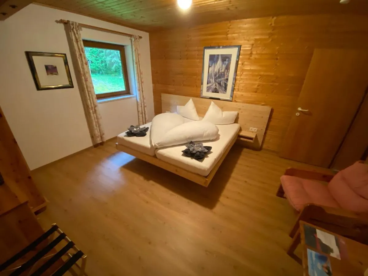 Homestay szállás Baerenwirt Apartman Mittenwald