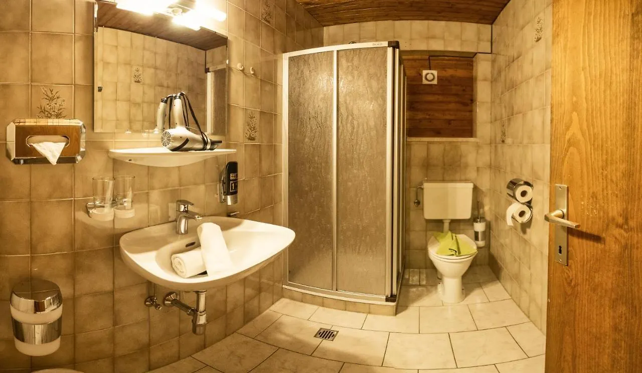 Homestay szállás Baerenwirt Apartman Mittenwald
